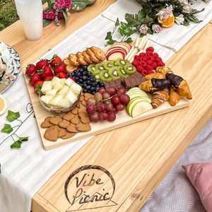 Abrir la imagen en la presentación de diapositivas, mesa de madera personalizada decorada con una increible tabla de frutas ideal para cumpleaños y para reuniones en familia
